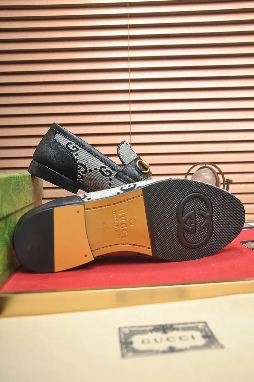 Men's shoes 💰600💶 Brand: GUCCI (Gucci) Standard size: Men's size 38/44 (45 can be customized) Grade: Same as the official website Original quality Material: Original cowhide Water-dyed cowhide lining Original rubber outsole Style category: Men's fashionable casual leather shoes Distinguished big-name luxury elements Top luxury Color: Actual picture
